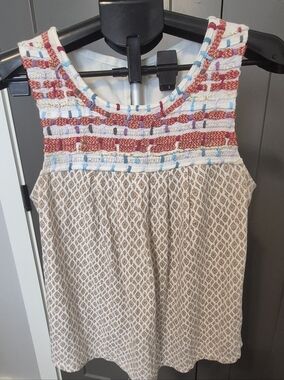 Meadow Rue Anthropologie Embroidered Boho Sleeveless Top Cotton Keyhole Back